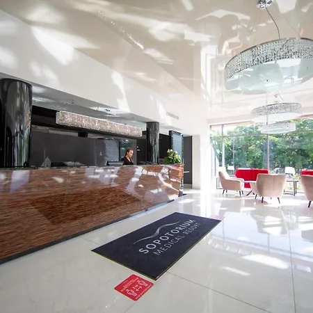 Sopotorium & Medical Готель